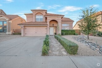 Building Photo - Desert Oasis in NE Mesa’s Coveted Red Moun...