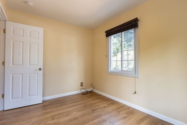 Building Photo - Pacific Grove Coastal Cottage – 2 Bedroom