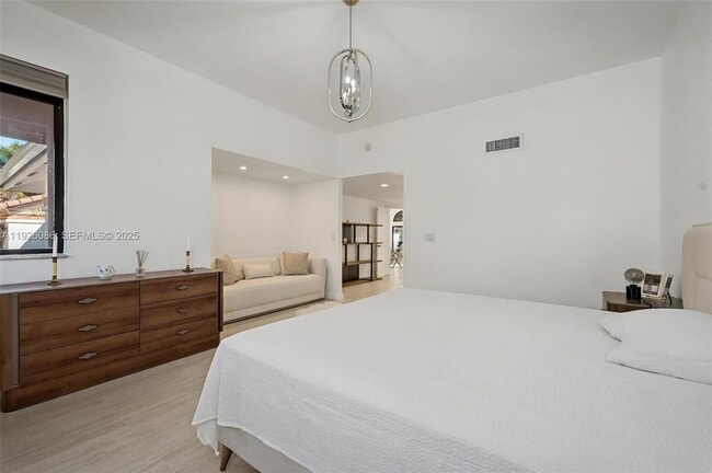 Building Photo - 6438 Via Rosa