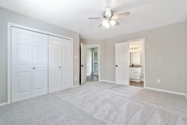 Building Photo - 23311 Montague Dr
