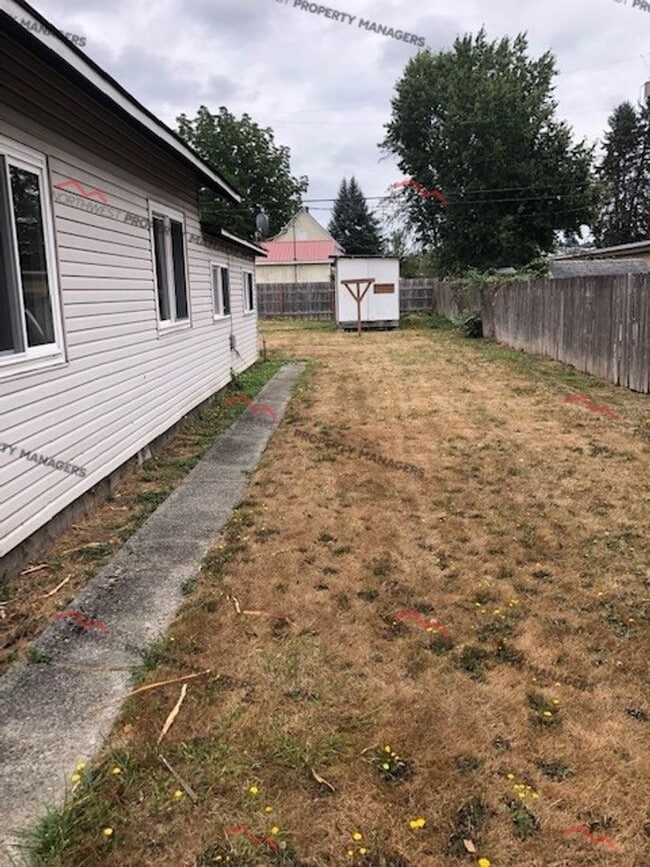 Building Photo - STATUS: *AVAILABLE* | R93I | $1495