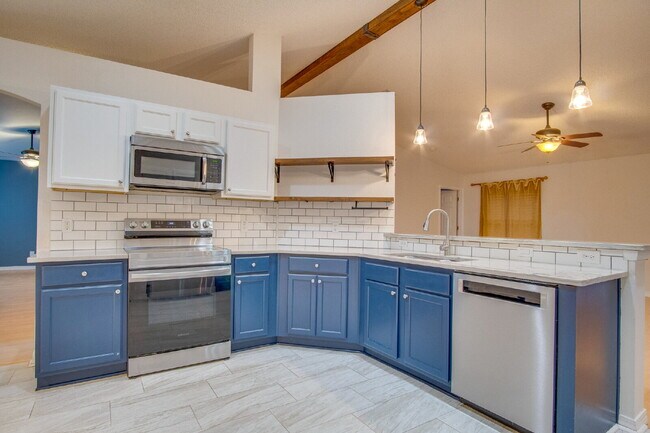 Building Photo - Energy-Efficient 3BR/2BA Solar Home in Pace with Screened Porch, Fenced Backyard, Updated Kitchen...