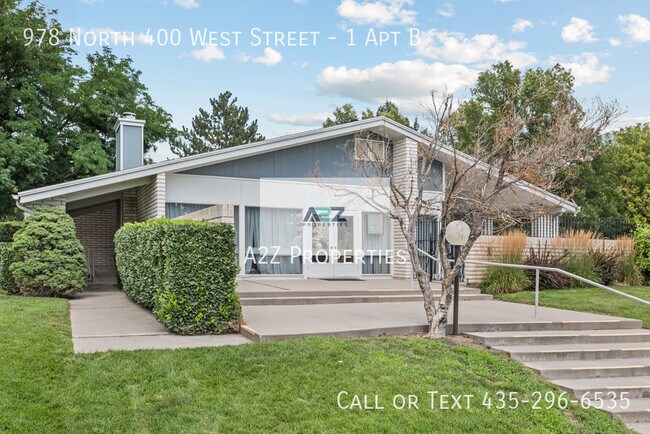 Building Photo - 978 N 400 W St