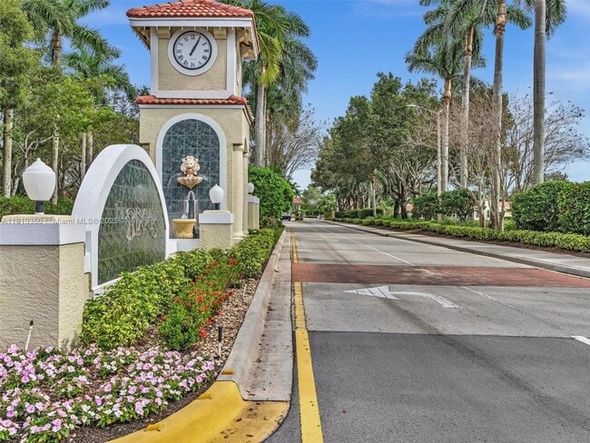 Building Photo - 13785 Flora Pl