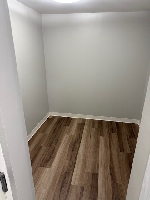 Building Photo - 1 E Schiller St