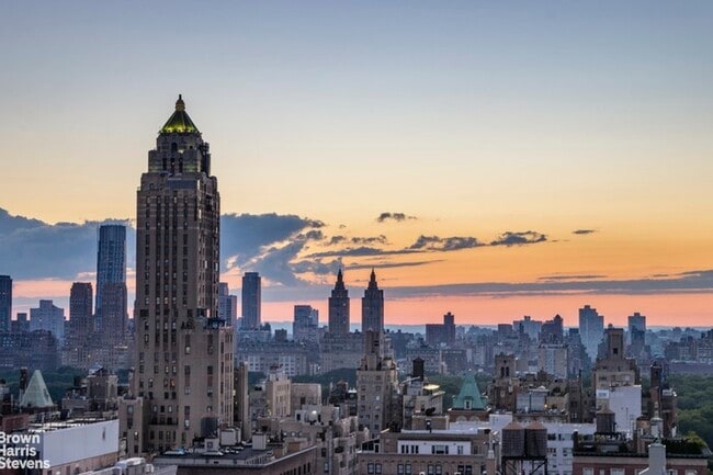 Building Photo - 188 E 78th St