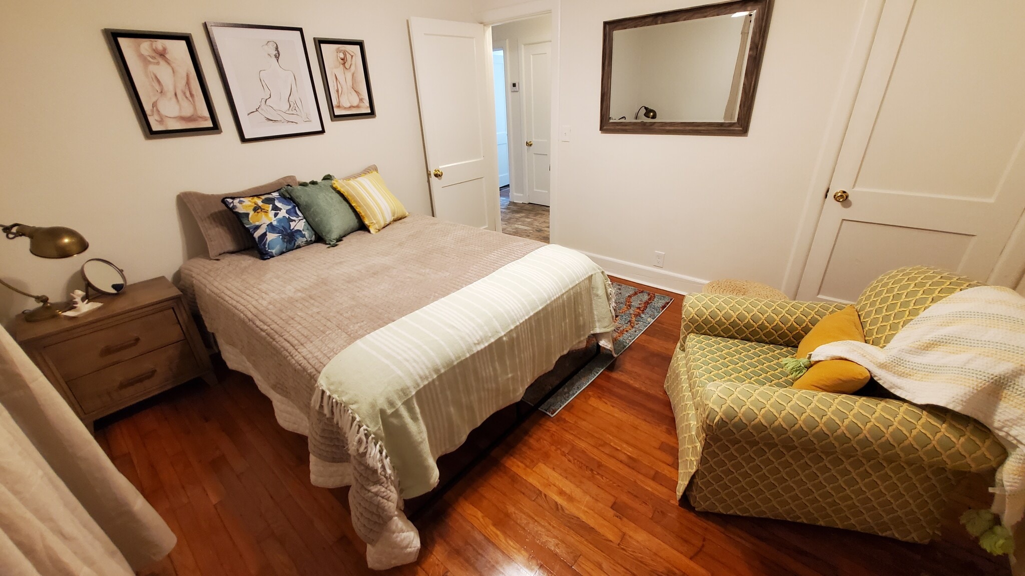 second bedroom - 174 Enota Ave NW