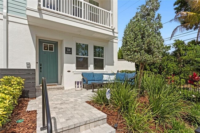 Building Photo - 114-121 21st St N