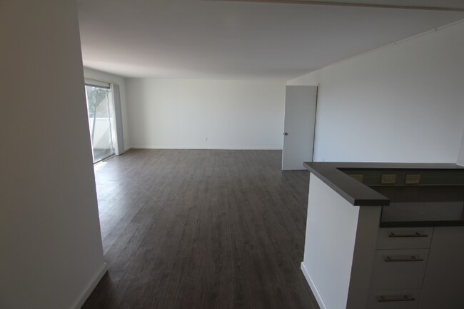 Building Photo - 3111 4th St