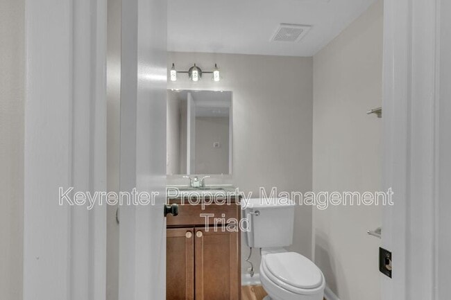 Building Photo - 5715 Bramblegate Rd