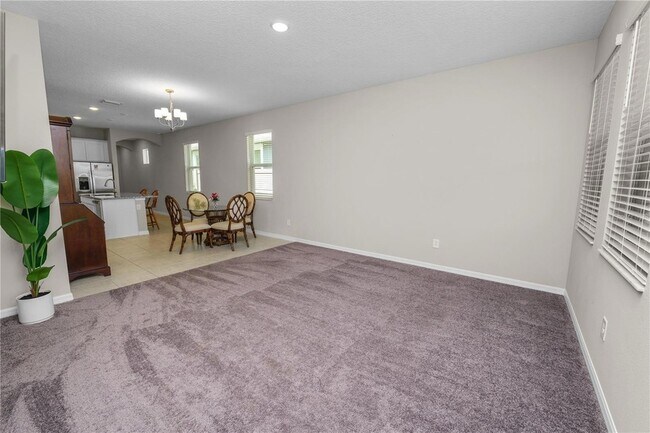 Building Photo - 6577 Great Bear Dr