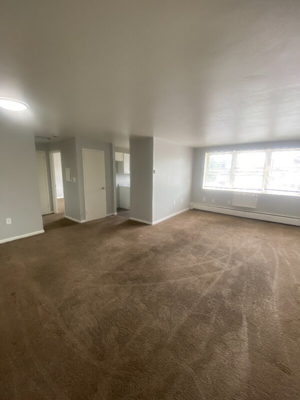 Building Photo - 30 Gillett St