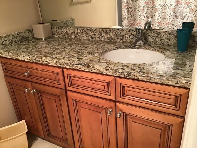 Building Photo - 2940 N Course Dr