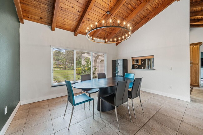 Building Photo - 12192 Branding Iron Ct