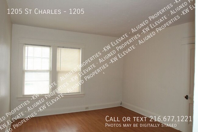 Building Photo - - 3 Bed 1 Bath in Lakewood