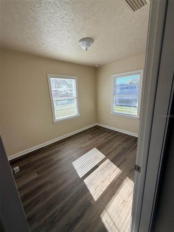 Building Photo - 4615 Wishart Blvd