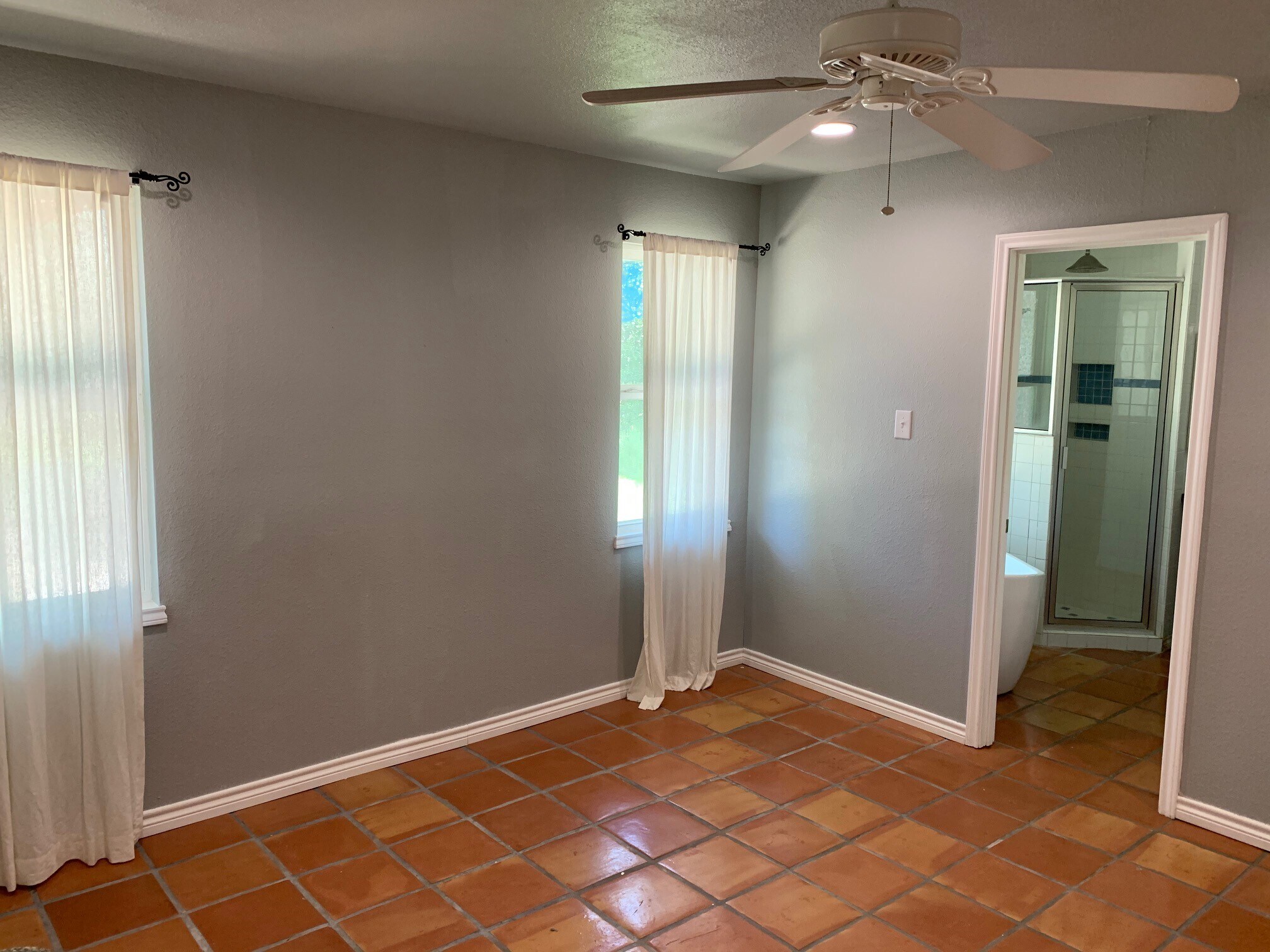 large master suite with his &amp; hers closets. Access to nursery directly from master. - 309 Irvington Dr