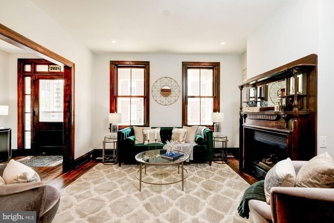 Building Photo - 1505 Harvard St NW