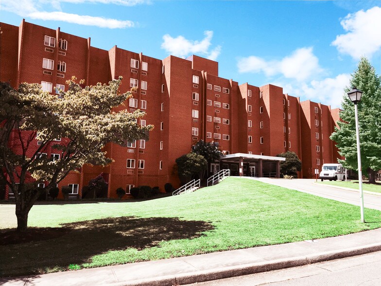 Ridgeview Apartments 5300 Hawthorne Rd Roanoke VA 24012 Apartment