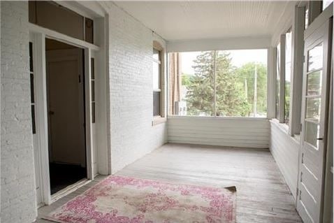 Building Photo - 401 2nd St E