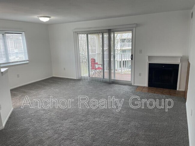 Building Photo - 1009 Autumn Woods Ln