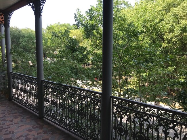 Building Photo - Jackson Square - 2 Bedroom, 2 Bathroom Condo