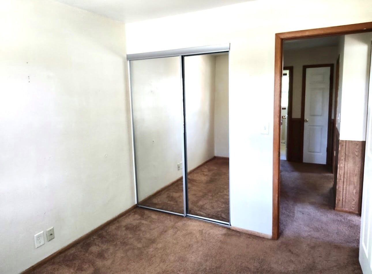Building Photo - 8622 Westbrook Dr