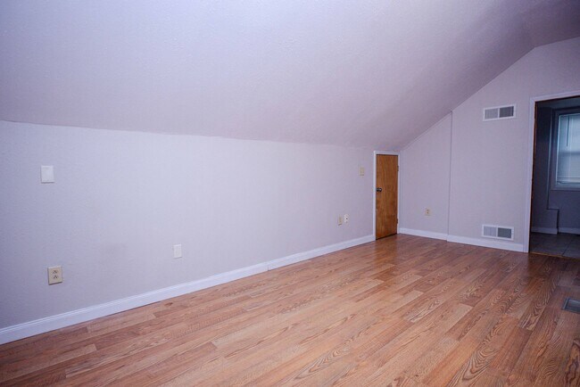 Building Photo - 3416 Chestnut St