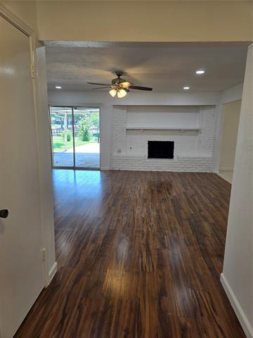 Building Photo - 1712 Syracuse Dr