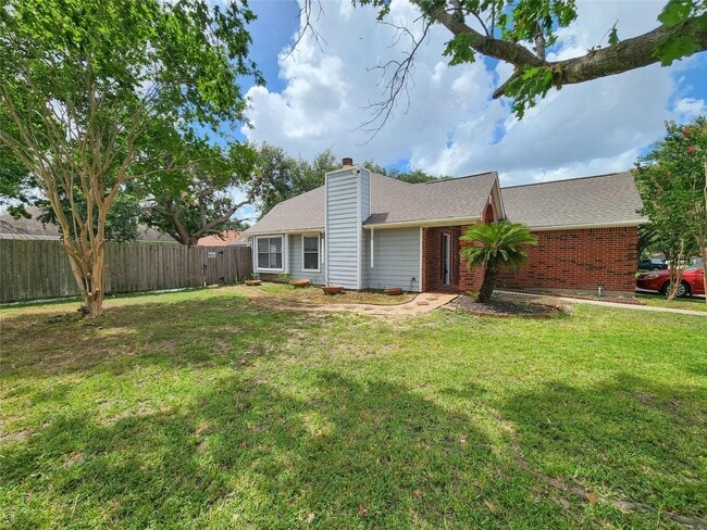 Building Photo - 3403 Maymist Dr