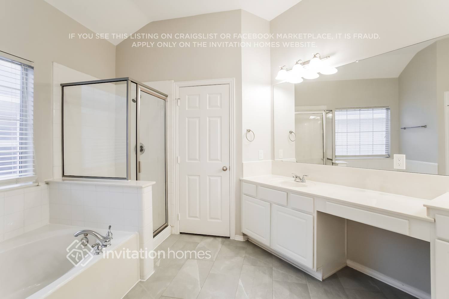 Building Photo - 5301 Spicewood Dr