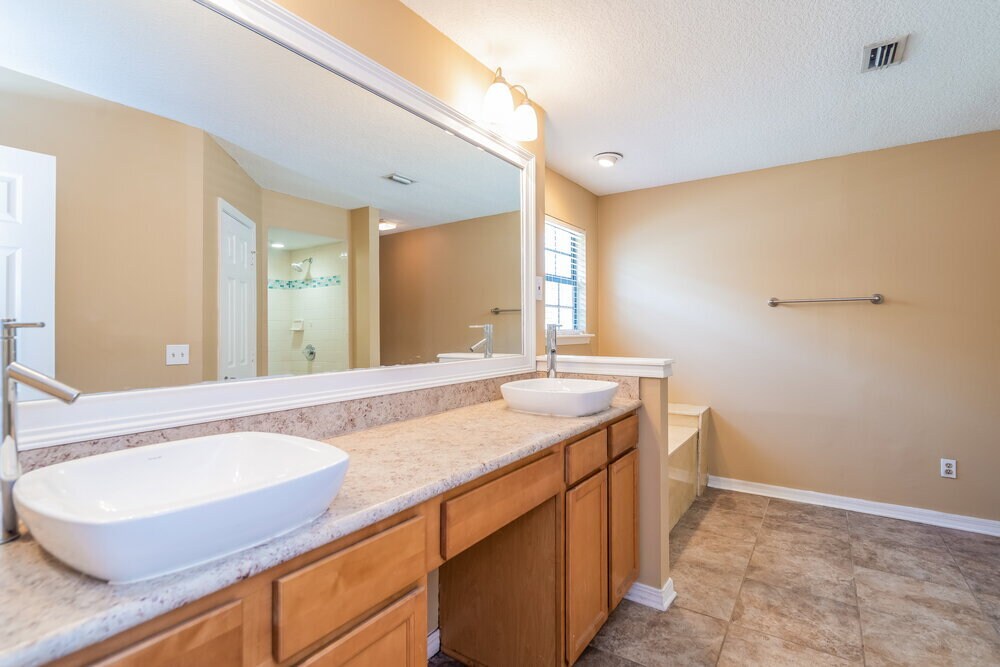 Building Photo - 8536 Iron Mill Ct