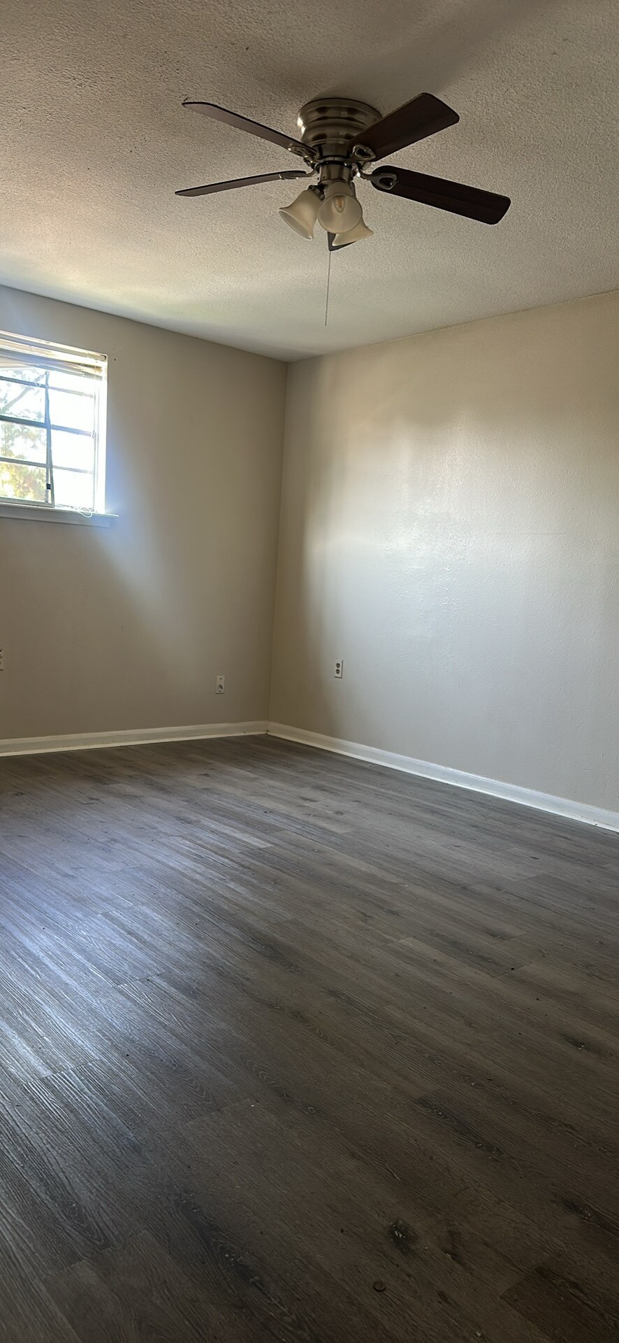 Building Photo - 3605 Jupiter Dr