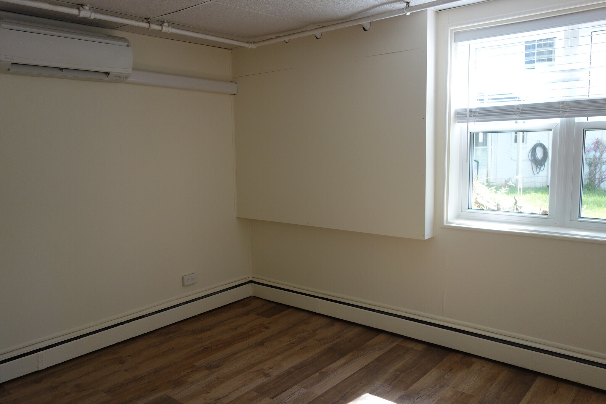 Back bedroom or home office/studio. - 116 Howard Dr