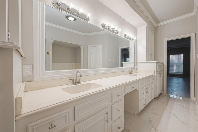 Building Photo - 3127 Ashfield Dr