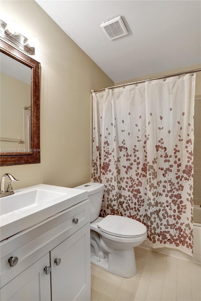 Building Photo - 2215 NW 45th Ave