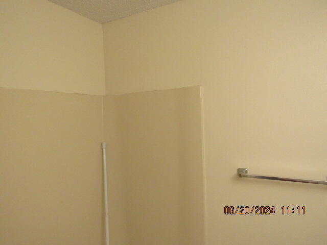 Building Photo - 705 Terrance Ct