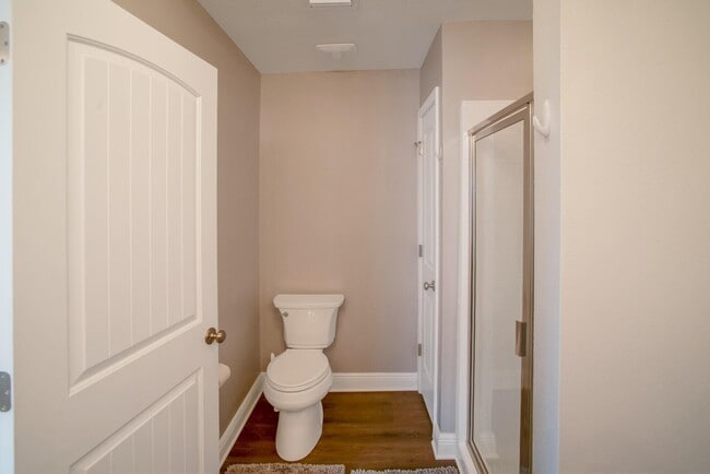 Building Photo - 141 Iron Horse Dr W