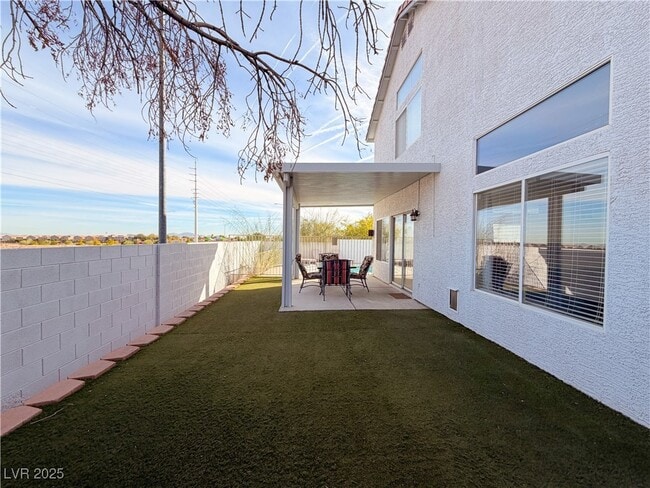 Building Photo - 7956 Tradition Springs Ct