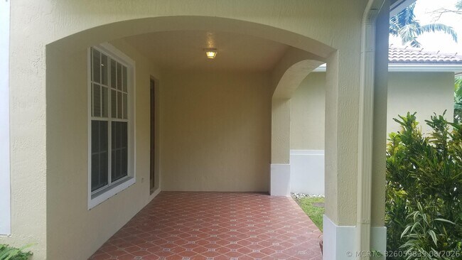 Building Photo - 1445 E Bexley Park Dr
