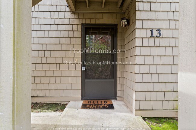 Building Photo - One Bedroom Condo In Mt. Park with Mt Park Rec Center Access!