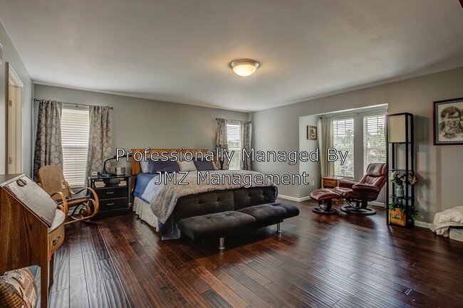 Building Photo - 28285 Cottage Ln