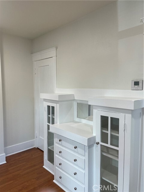 Building Photo - 216 Poppy Ave