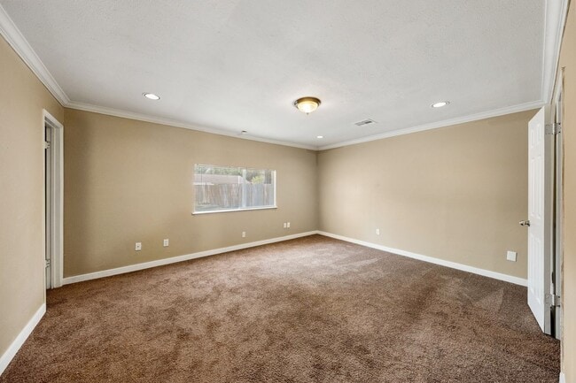 Building Photo - 22831 Millgate Dr