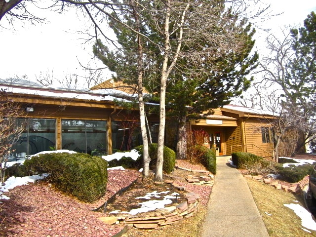 Building Photo - FALL PRE-LEASE! Large One Bedroom Top Floor Loft At Gold Run!