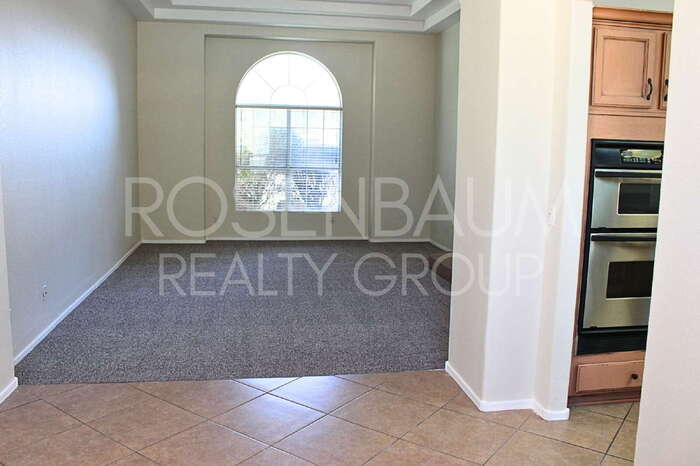 Building Photo - 4632 E Harwell St