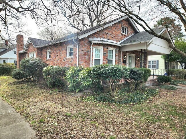 Building Photo - Gorgeous Gem on Corner Lot in Ghent!