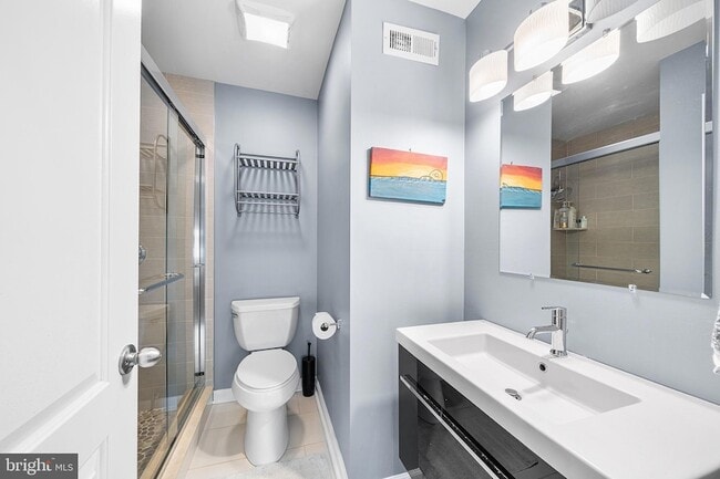 Building Photo - 1333 N Howard St