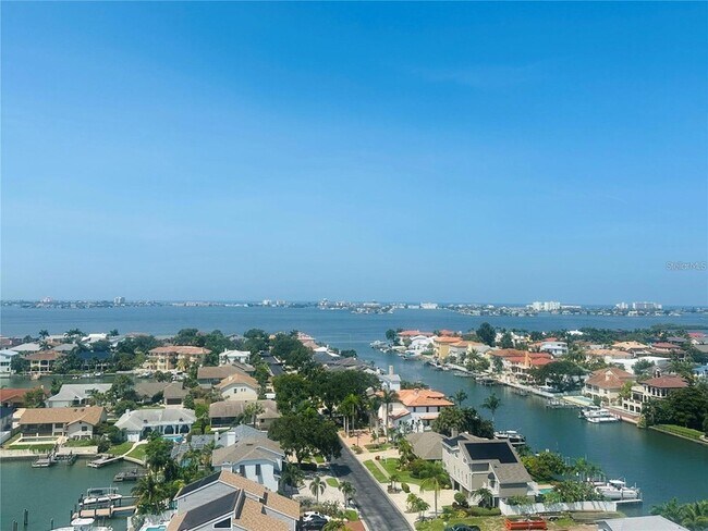 Building Photo - 5950 Pelican Bay Plaza S