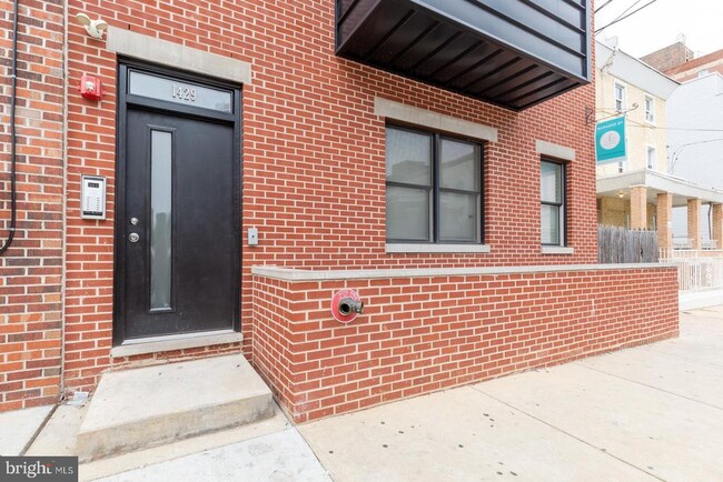 Building Photo - 1429 Poplar St